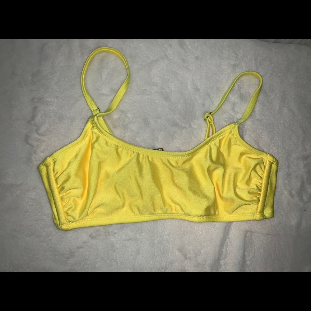 SWIMSUIT TOP